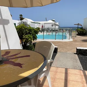https://calimas-beach-house.in-canary-islands.com